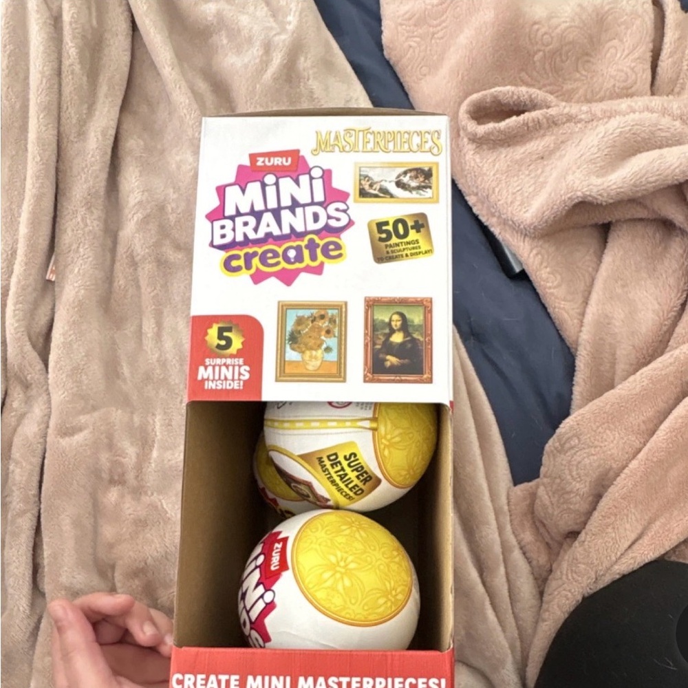 8 Random Zuru Mini Brands Series Balls (Series 1-5)